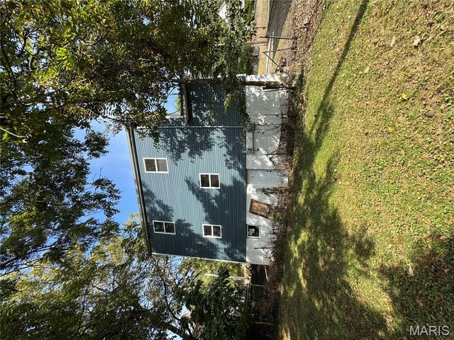 1613 Broadway, Hannibal, MO 63401