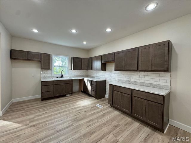 1613 Broadway, Hannibal, MO 63401