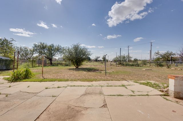 1107 N Scurry St, Big Spring, TX 79720