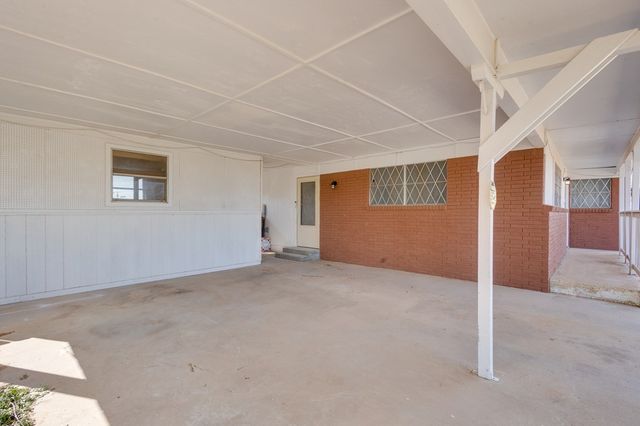 1107 N Scurry St, Big Spring, TX 79720