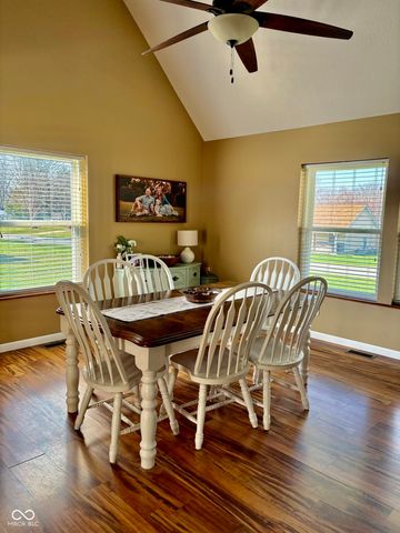 609 N Maple Street, Veedersburg, IN 47987