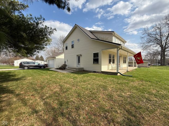 609 N Maple Street, Veedersburg, IN 47987