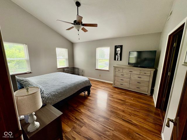 609 N Maple Street, Veedersburg, IN 47987