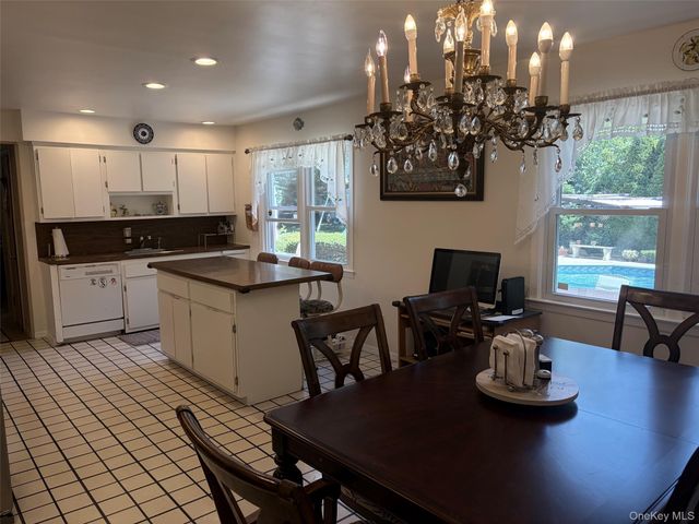 249 Washington Avenue, Tappan, NY 10983