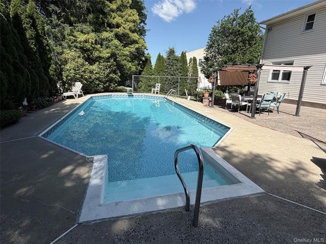 249 Washington Avenue, Tappan, NY 10983
