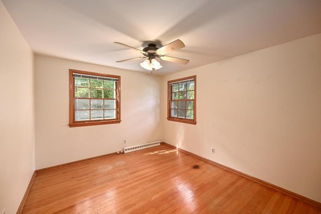 920 E Fairy Chasm ROAD, Bayside, WI 53217