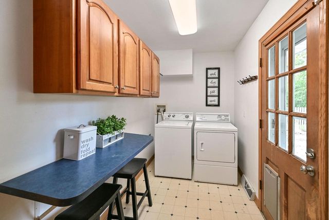 920 E Fairy Chasm ROAD, Bayside, WI 53217