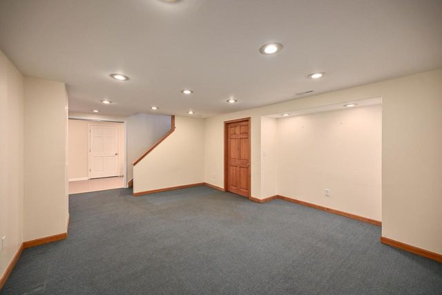 920 E Fairy Chasm ROAD, Bayside, WI 53217