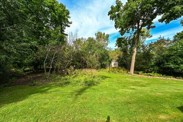920 E Fairy Chasm ROAD, Bayside, WI 53217