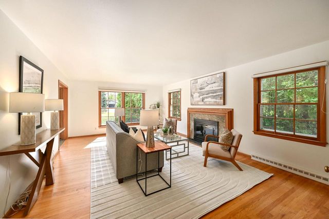 920 E Fairy Chasm ROAD, Bayside, WI 53217