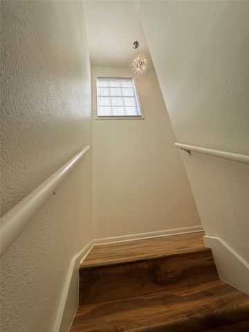 4701 Sagebrush CIR, Austin, TX 78745