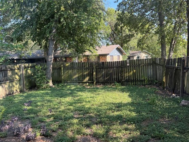 4701 Sagebrush CIR, Austin, TX 78745