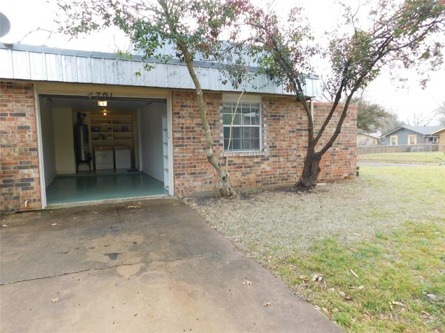 4701 Sagebrush CIR, Austin, TX 78745