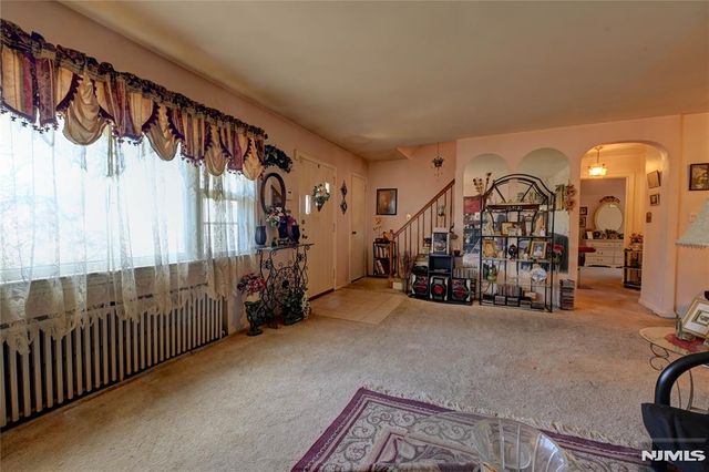274 Gaston Avenue, Garfield, NJ 07026