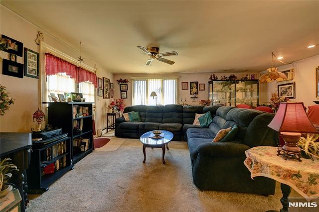 274 Gaston Avenue, Garfield, NJ 07026