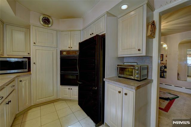 274 Gaston Avenue, Garfield, NJ 07026