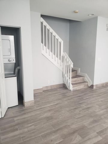 4807 N Wickham Circle B, Delray Beach, FL 33445