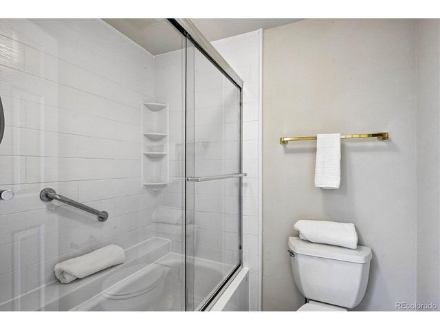 8624 Redstone St, Highlands Ranch, CO 80126