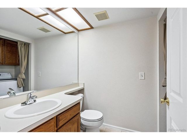 8624 Redstone St, Highlands Ranch, CO 80126