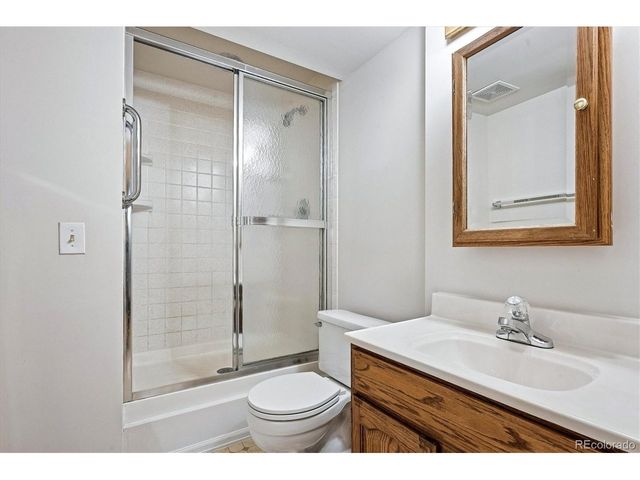 8624 Redstone St, Highlands Ranch, CO 80126