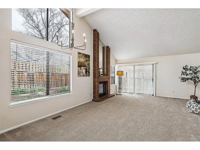 8624 Redstone St, Highlands Ranch, CO 80126