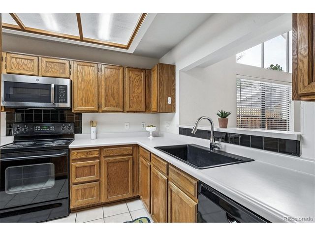 8624 Redstone St, Highlands Ranch, CO 80126