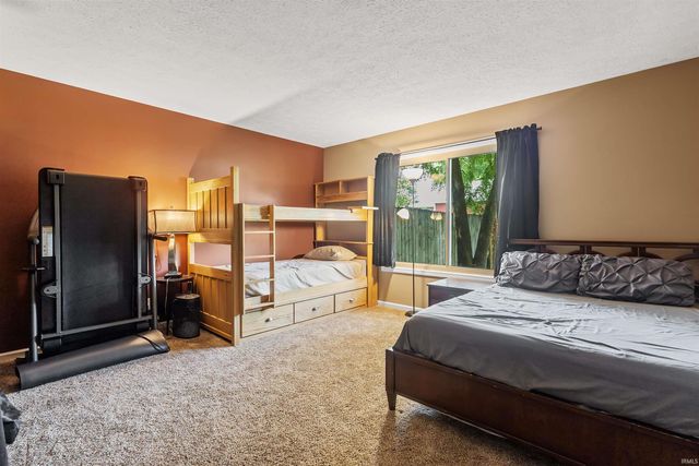 610 Wellington Court, Lafayette, IN 47904
