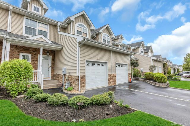5 Terrace Lane, Patchogue, NY 11772