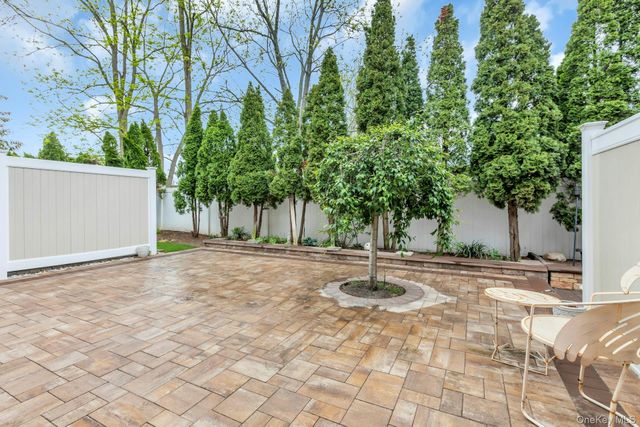 5 Terrace Lane, Patchogue, NY 11772