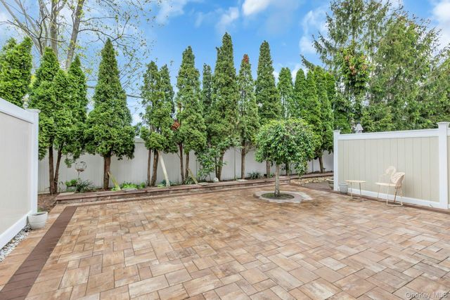 5 Terrace Lane, Patchogue, NY 11772