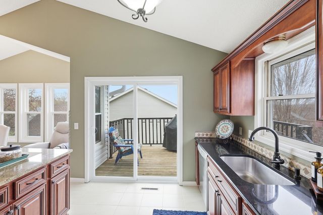 14657 Bridle Ridge Trail NE, Prior Lake, MN 55372