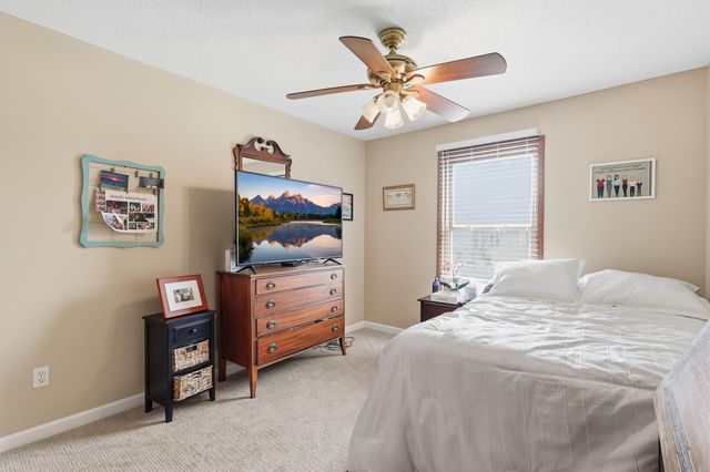 14657 Bridle Ridge Trail NE, Prior Lake, MN 55372