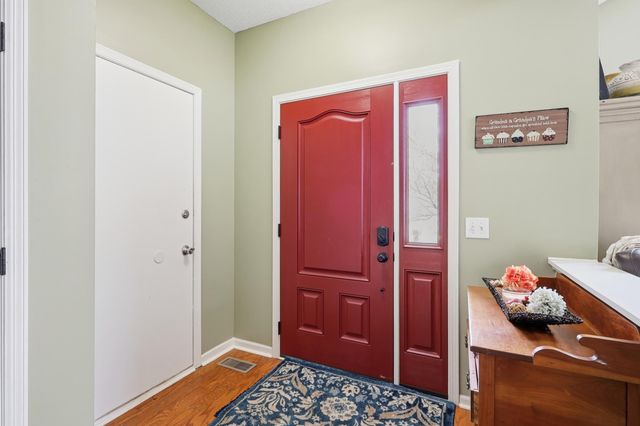 14657 Bridle Ridge Trail NE, Prior Lake, MN 55372