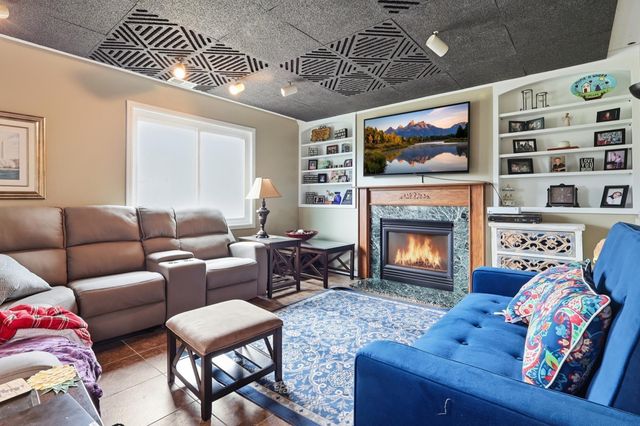 14657 Bridle Ridge Trail NE, Prior Lake, MN 55372