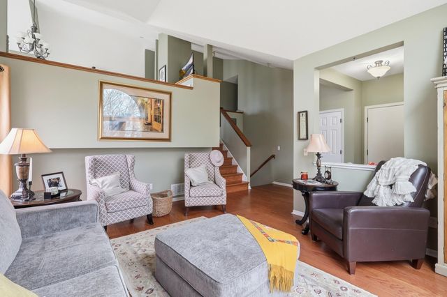 14657 Bridle Ridge Trail NE, Prior Lake, MN 55372