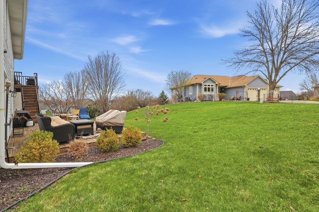 14657 Bridle Ridge Trail NE, Prior Lake, MN 55372