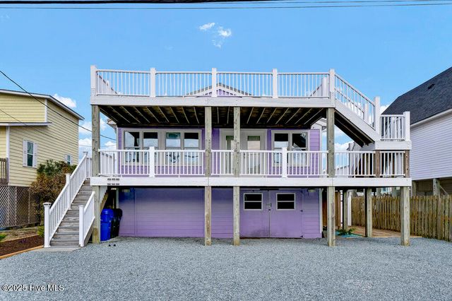 1207 N Topsail Drive, Surf City, NC 28445