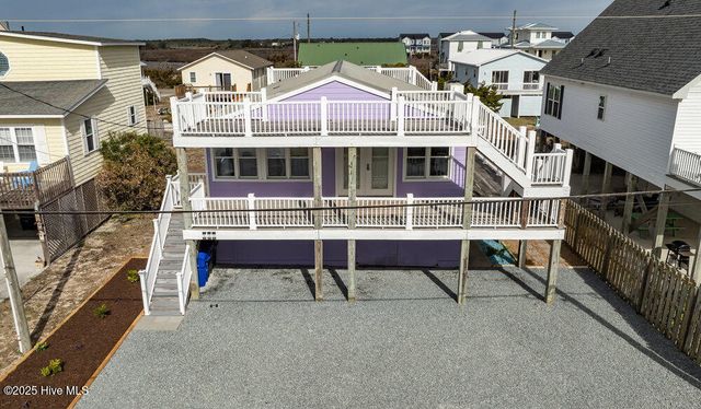 1207 N Topsail Drive, Surf City, NC 28445