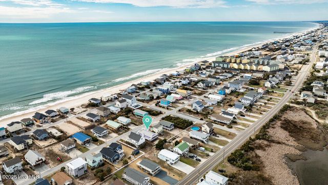 1207 N Topsail Drive, Surf City, NC 28445