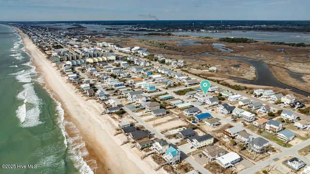 1207 N Topsail Drive, Surf City, NC 28445