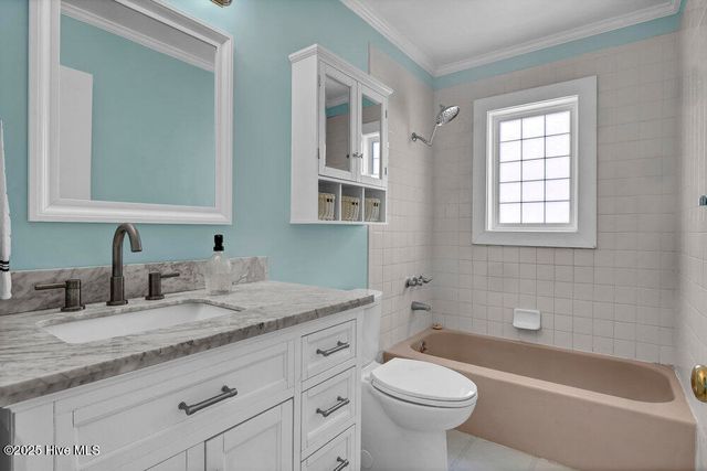 1207 N Topsail Drive, Surf City, NC 28445