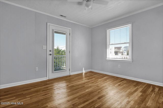 1207 N Topsail Drive, Surf City, NC 28445