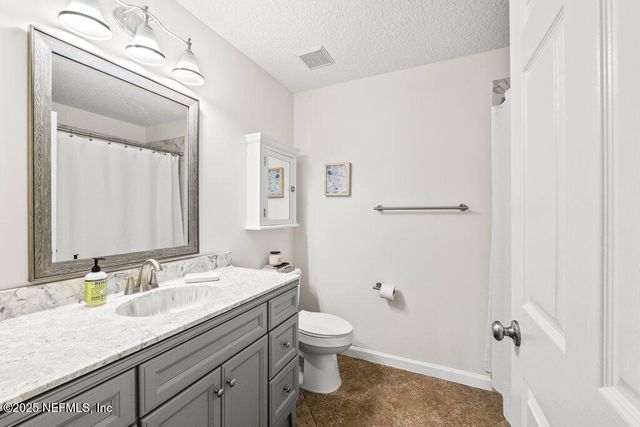 75 JARDIN DE MER Place 75, Jacksonville Beach, FL 32250