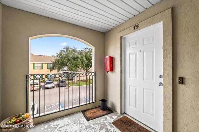 75 JARDIN DE MER Place 75, Jacksonville Beach, FL 32250
