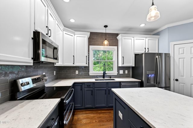 113 Curley Maple Court, Apex, NC 27502