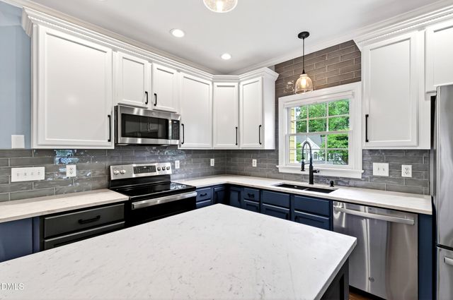 113 Curley Maple Court, Apex, NC 27502