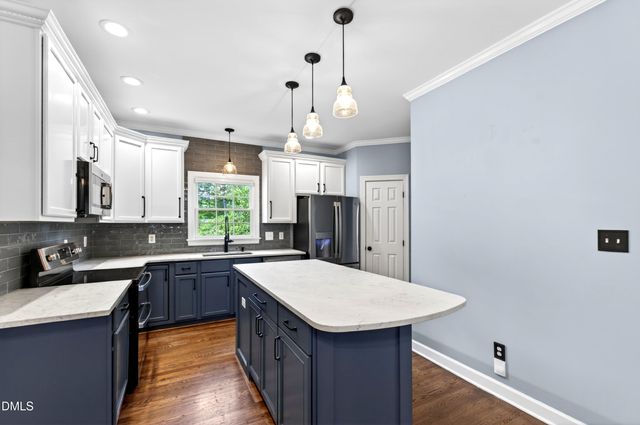 113 Curley Maple Court, Apex, NC 27502