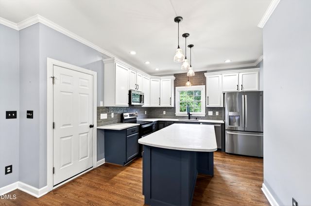 113 Curley Maple Court, Apex, NC 27502