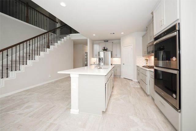 5702 Metaphor Way, Rosenberg, TX 77469