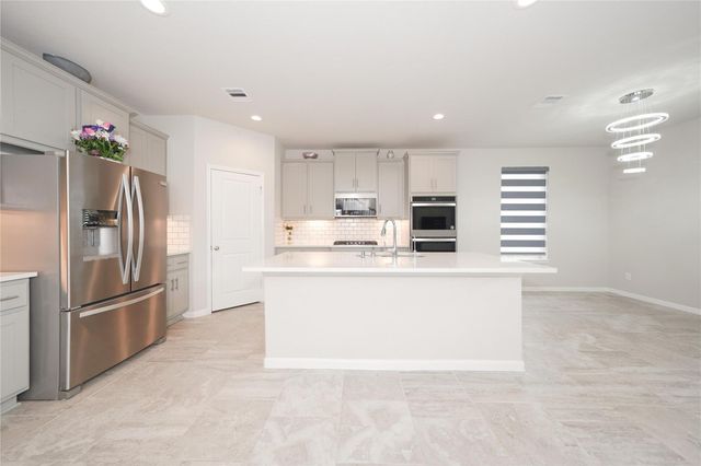 5702 Metaphor Way, Rosenberg, TX 77469